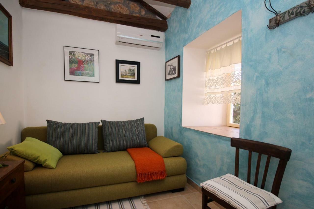 Apartment Olive Garden Punat Exterior photo